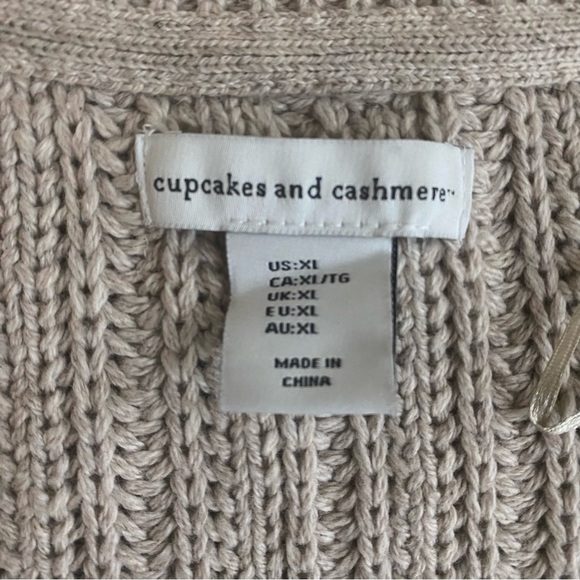 Cupcakes and Cashmere Beige Button Front V Neck Womens Size XL Chunky Cardigan - Picture 13 of 14